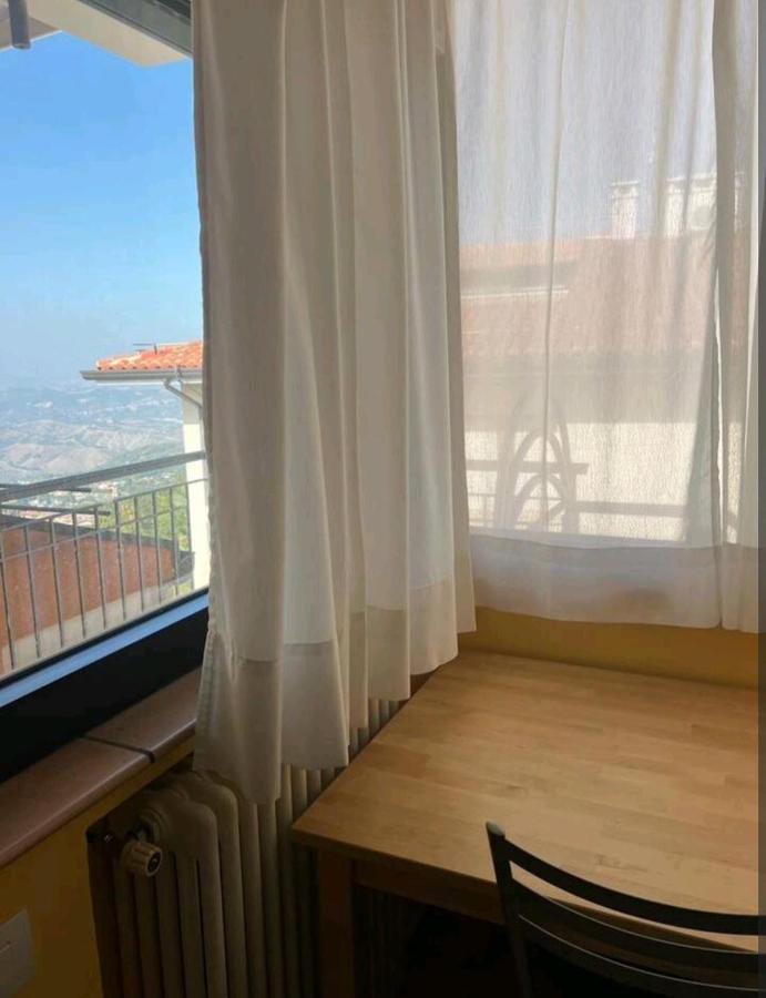 Above The Sky - Flying Apartment سان مارينو المظهر الخارجي الصورة